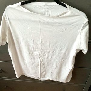 Lululemon tee